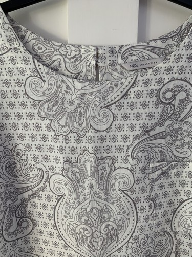 Marks spencer ivory grey - &,