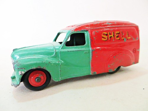 Dinky 470 austin - 'austin, delivery
