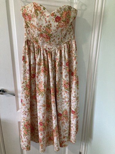 Laura ashley vintage strapless - ashley,
