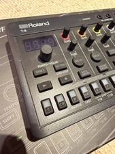 Roland T-8 Aira Compact Beat