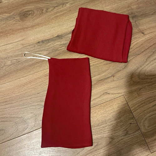 Red half niqab with matching