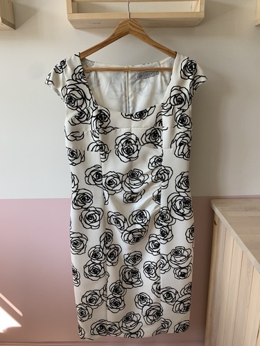 Excellent condition kate - excellent,