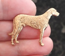 IRISH WOLFHOUND KENART GOLD COLOUR METAL DOG BROOCH MINUS THE PIN SEE PHOTO