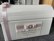 IVORY/WHITE VINTAGE WEDDING