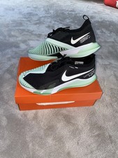 Nike tennis shoes- Air Zoom