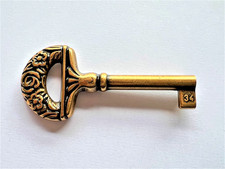 1 x Ornate Key Antique Vintage