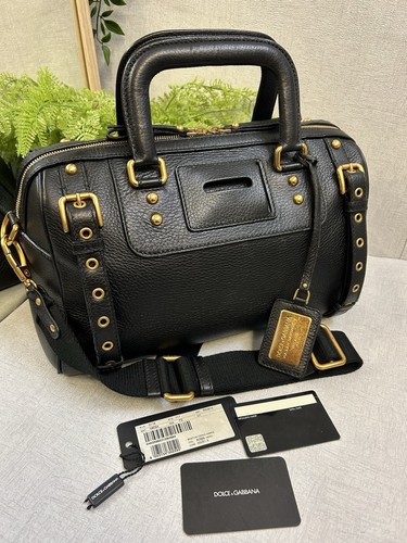 Dolce gabbana black pebble - &,