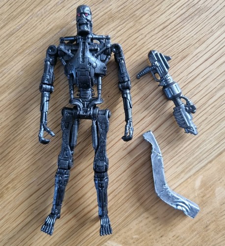 Terminator salvation t 700 - -, t-700
