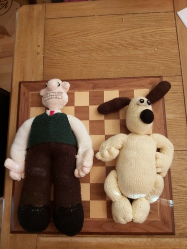 Wallace gromit knitting - wallace, &