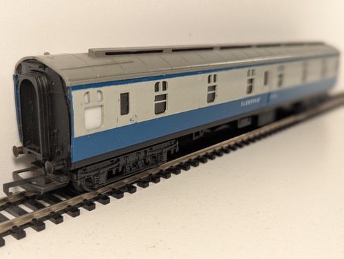 Tri ang railways r339 - railways, mk1