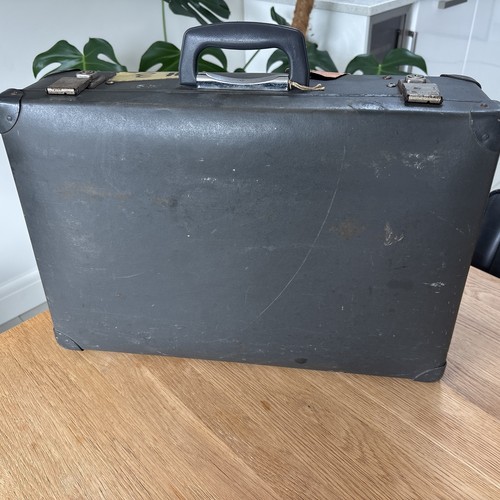 Vintage globe trotter suitcase - trotter,
