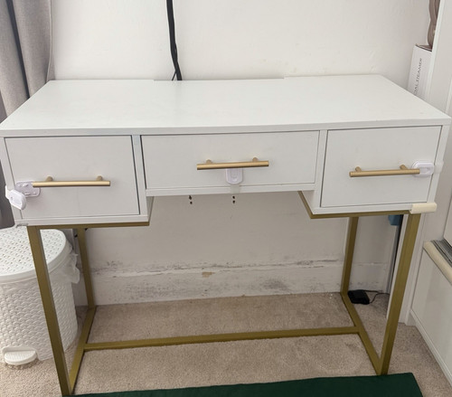 Modern white and - white,