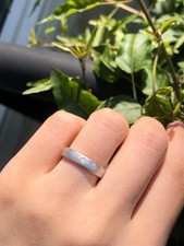 18k gold and platinum diamond ring Japanese modern design solitaire engagement
