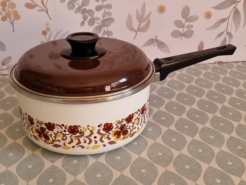 Vintage brown white floral - brown,