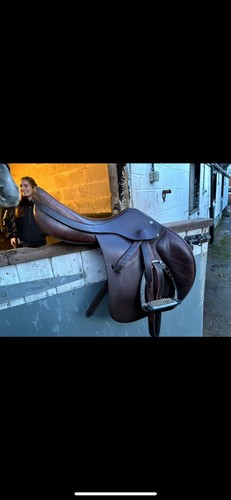 Equipe jump saddle brown - brown, 17.5"