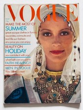 1972 70s vintage Vogue fashion