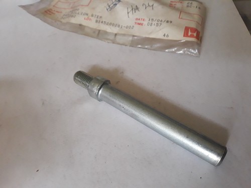 Honda rear pillion footrest - honda,