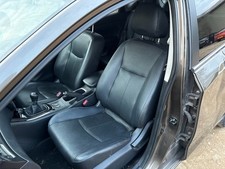 2015 NISSAN PULSAR Left side