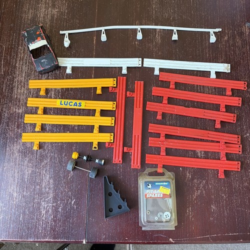 Scalextric crash barriers - crash, x14