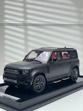 Land Rover Defender (Matte
