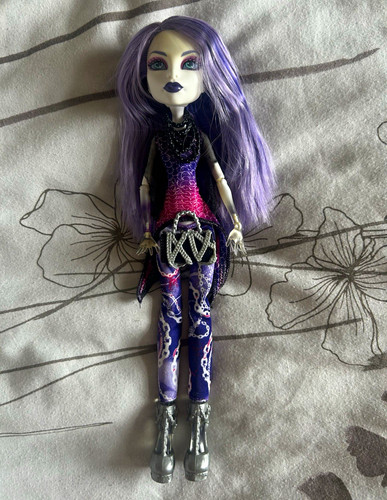 Monster high spectra - monster,