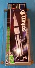 Estes® Vintage Flying Model Rocket Saturn 1b™ 1/100. #2048 Edt. 1991 M. I. B.