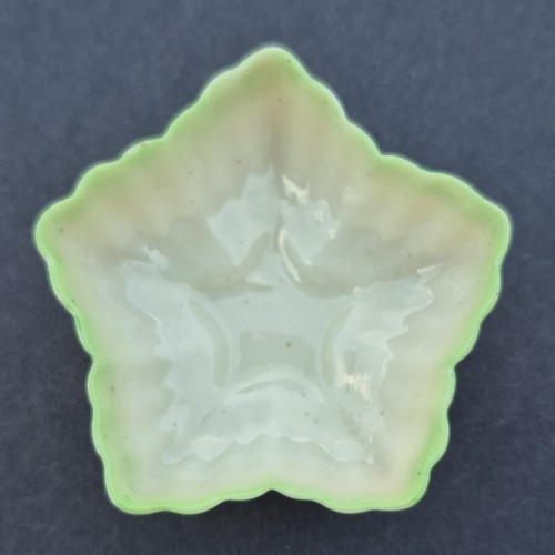 Belleek star shape salt - shape,