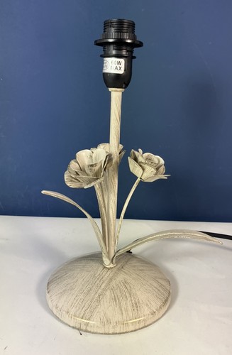 Small cream shabby - cream,