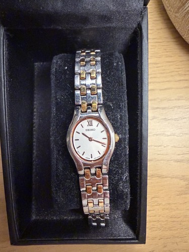 Vintage ladies seiko two - vintage,