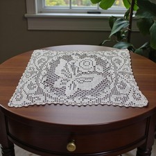 Vtg Filet Crochet Doily