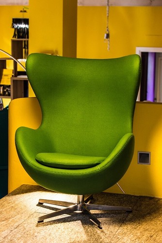 Jacobsen egg chair design - egg,