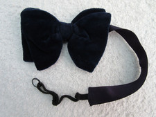 BOW TIE DARK BLUE 4.75 INCH