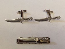 Hunting Tool T25 On A Pair of Cufflinks With A Tie Slide Set English  Pewter