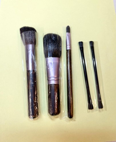 Sheer cover studio - cover, brush