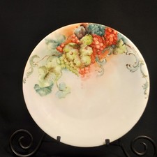 Limoges T&V 9 1/2" Cabinet