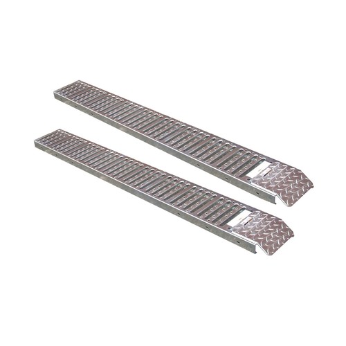 Pair steel loading - of, ramps