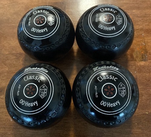 Henselite lawn bowls - henselite, of