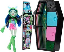 Monster High Ghoulia Yelps -