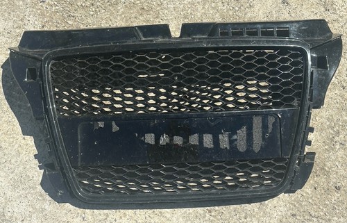 Audi honeycomb grill - honeycomb,