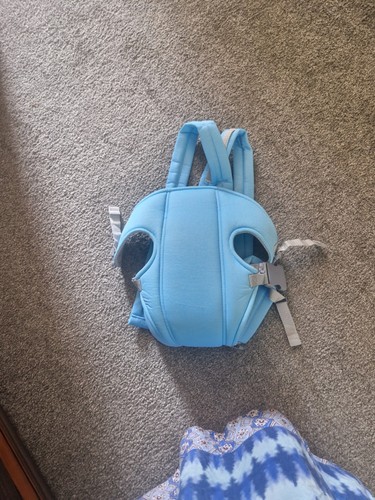Baby carrier with extra - extra, hip