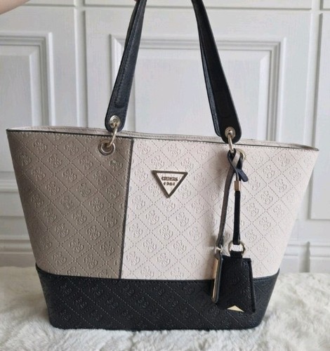 Guess colorblock monogram tote - guess,