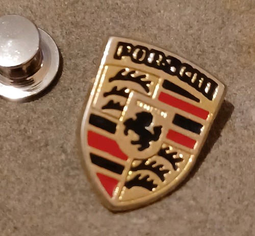 Vintage porsche stuttgart - stuttgart, pin