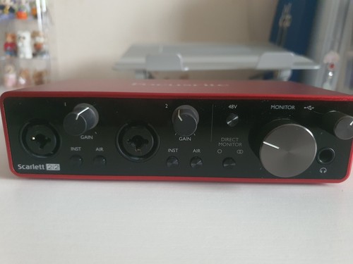 Focusrite scarlett 2i2 - scarlett,