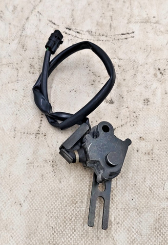 Lateral stand sensor - lateral,