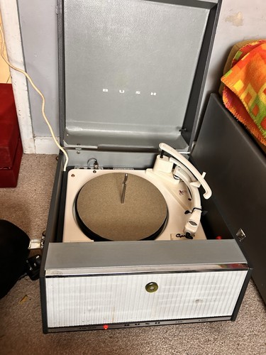 Bush record player type
