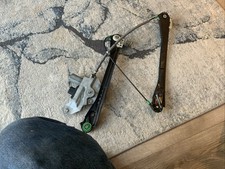 Jaguar XJ X350 2004 Front right front door electric window regulator VLM31013