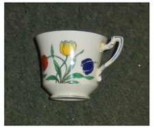 2 x WETLEY CHINA Art Deco CUPS