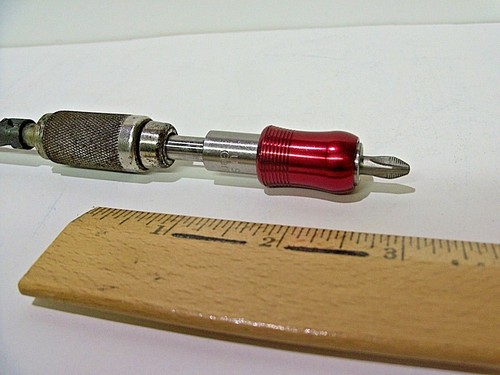 Hex bit adapter 2 - bit,