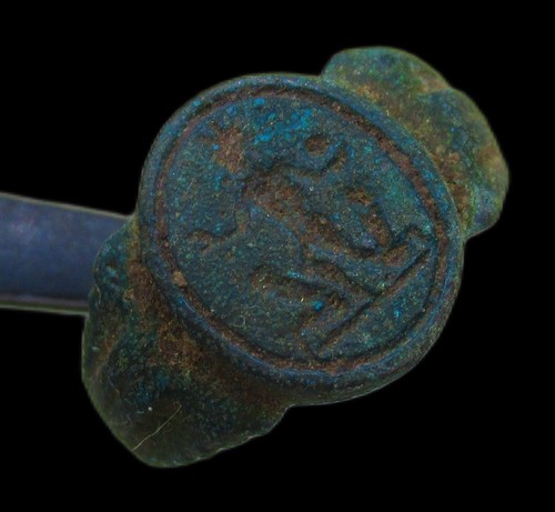 Ancient bronze ring late - bronze,