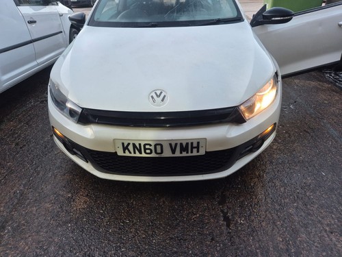 Breaking scirocco 2010 - vw,